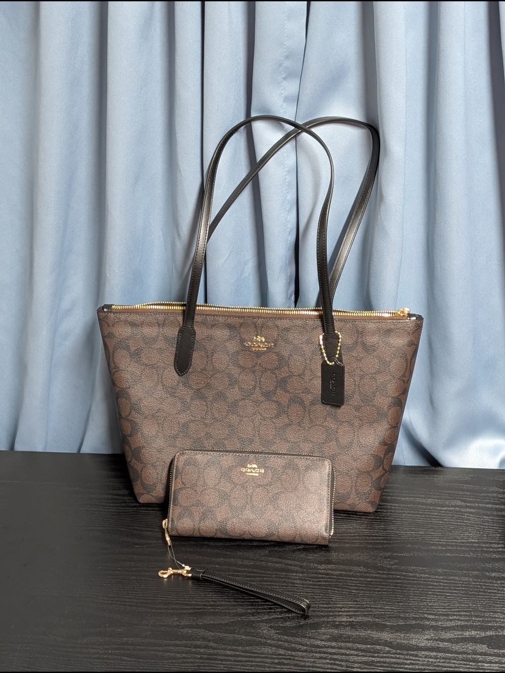 Coach Signature Zip Top Tote & Wallet Gift Set  "NWT" - Picture 5 of 9